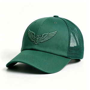 Gorra Trucker Verde Oscuro de 6 Paneles con Bordado de Ala, Ajustable, Ligera y Transpirable para Golf, Running y Deportes al Aire Libre - Product Image 2