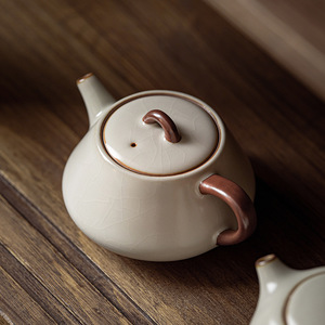 Tetera Pequeña Hecha a Mano en Horno Ru, Juego de Té de Cerámica Kung Fu con Tapa, Tetera de Piedra Beige con Cucharón, Puede Usarse para Cultivar - Product Image 5