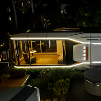 Maison préfabriquée futuriste, capsule spatiale, maison en pod, conteneur maritime, maison préfabriquée, chambre en capsule