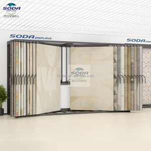 Espositore Metallico Personalizzabile Moderno ed Ecologico con Tappeto Grande Rimovibile per Negozi di Arredamento e Showroom - Product Image 1