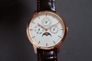 Reloj Mecánico Automático de Diseño Elegante para Hombre de Alta Calidad - Product Image 2
