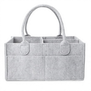 Bolsa de Pañales de Gran Capacidad de Tela No Tejida, Organizador de Almacenamiento con Borde Gris y Diseño de Compartimentos para Artículos Esenciales del Bebé - Product Image 1