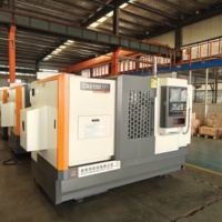Tour CNC 6150 à double mandrin de 130 mm de grand diamètre, robuste, avec commande GSK, vendue directement par le fabricant, exportée en Europe toute l'année.