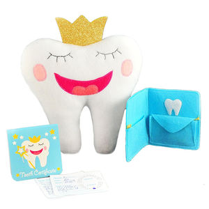 Coussin Doux et Mignon Personnalisé pour Lit, Peluche Princesse, Poupée Fée des Dents - Product Image 1
