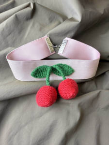 Nuovo Collare per Animali Domestici Regolabile a Forma di Ciliegia, Lavorato a Mano in Stile Cartone Animato - Product Image 5