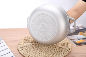 Caldero <span class=keywords><strong>Colombiano</strong></span> Tradicional Hecho a Mano de Aluminio de 2.0qt para Cocinar y Servir, Color Plateado - Product Image 3