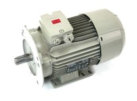 1LE1001-0EC02-2JB4  0.75kW 230V 3.55A 935rpm -Un- Original Nuevo de Fábrica