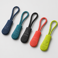 Tirette de fermeture éclair en caoutchouc 3D personnalisée, tirette en silicone TPU souple avec cordon tressé pour sac à dos, veste, sac