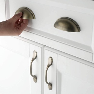 Tủ Phần Cứng Antique <span class=keywords><strong>Bronze</strong></span> <span class=keywords><strong>Bin</strong></span> Cup Ngăn Kéo Tay Cầm Kéo-3 "Inch (76 Mm) Lỗ Trung Tâm - Product Image 2