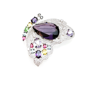 製造元：ブルーピンクの美しい蝶結びブローチピン、アニマルルビークリスタルCCホワイト、プレミアムでトレンディな女性用ブローチピン - Product Image 5