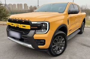 Pick-up jaune d'occasion Wilderness, transmission automatique, 2.3T, 258 ch - Product Image 4