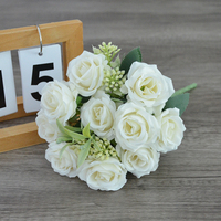 Vente en gros de fleurs artificielles en soie pour la décoration de mariage, roses artificielles au toucher réel, fleurs d'osmanthus artificielles