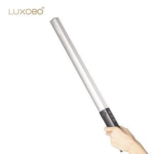 Q508A Lampe LED portable professionnelle 2600mAh pour film et photographie, RGB SMD, 1000 lumens, température de couleur 3000-6000K, télécommande, Ra>95 - Product Image 6