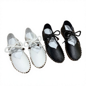 Chaussures plates décontractées pour femmes à bout rond, antidérapantes, avec semelle en caoutchouc, tendance mode hiver printemps été - Product Image 1