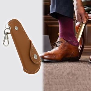 Porte-clés unique en cuir PU avec corne, chausse-pied pliable en acier inoxydable, adapté aux hommes et aux femmes, chausse-pied portable pour usage quotidien - Product Image 1