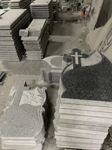 Monument de pierre tombale en forme de croix de style chinois moderne avec blocs de granit gris clair pour une utilisation au cimetière - Product Image 3