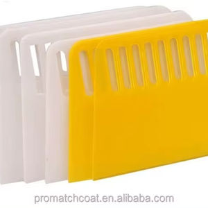 Kit multifonctionnel professionnel de réparation de peinture automobile Remplissage léger de la carrosserie Plusieurs formes Couteau à mastic en caoutchouc et plastique Spray - Product Image 5