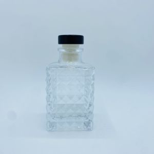 Frascos Difusores de Vidrio Cuadrados Transparentes de 100 ml con Logotipo Personalizado, Recipientes para Aceites Esenciales con Tapa de Corcho, Repuesto para Difusor de Varillas - Product Image 1