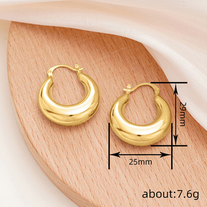 Eleganti Orecchini a Cerchio per Donne, Design Audace ed Elegante, Gioielli di Tendenza alla Moda - Product Image 4