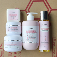 Ensemble de soins de la peau hydratants centella rougeoyants anti-âge coréens de marque privée à la niacinamide et à l'arbutine pour femmes