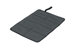 Tapis de sol pliable en polyester imperméable, antidérapant et antibactérien avec sac de rangement pour le camping, les pique-niques et l'utilisation en voiture - Product Image 5