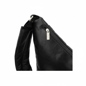 Sac de poitrine vintage à bandoulière en cuir imperméable de voyage pour femmes LCB-0038 - Product Image 1