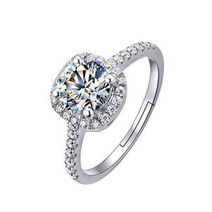 Bague de fiançailles en diamant de luxe, classique et élégante, sertie à six griffes, 1 carat, réglable, pour couple - Product Image 1