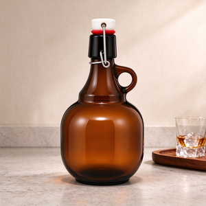 Carafe à vin en verre ambré avec poignée et fermeture à bascule, récipient vide pour vin <span class=keywords><strong>de</strong></span> sureau, bouteille en gros pour la <span class=keywords><strong>fabrication</strong></span> <span class=keywords><strong>de</strong></span> vin <span class=keywords><strong>de</strong></span> fruits - Product Image 1