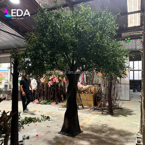 LEDA Vente en gros Grand Arbre d'Olivier Artificiel Réaliste Écologique Réutilisable pour la Saint-Valentin, les Salles de Mariage, les Halls d'Hôtels et les Centres Commerciaux - Product Image 1
