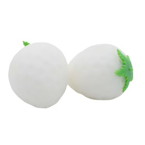 Juguete Antiestrés de Fresa que Cambia de Color, Juguete de Simulación de Frutas TPR, Juguete Sensorial para Aliviar el Estrés, Venta al Por Mayor, Tendencia 2025 - Product Image 5