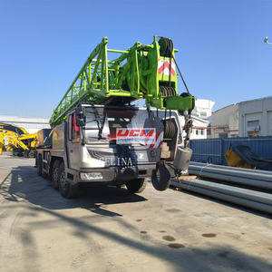 Grue sur camion hydraulique d'occasion ZOOMLION 50 tonnes ZTC500A562 – Boîte de vitesses et moteur à vendre à prix réduit - Product Image 1