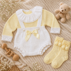 Conjunto de pelele de algodón KAIYUE para bebé, suéter tejido <span class=keywords><strong>a</strong></span> medida para recién nacido, pelele con cuello de encaje con volantes, lazo de satén y calcetines con pompón. - Product Image 5
