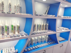 Sellador de silicona de dos componentes Pegamento AB Resistencia a altas temperaturas Aislamiento estructural Espuma de poliuretano PU - Product Image 6