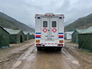 Camión de revisión médica móvil todo en uno para vehículos de emergencia con funciones de examen físico y consulta de salud - Product Image 3