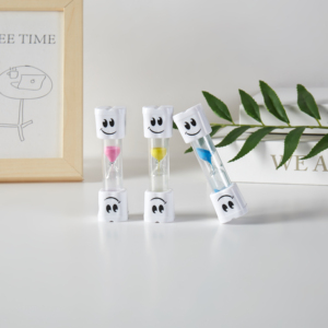 ساعة رملية للأطفال بوجه مبتسم مصنوعة يدويًا من البلاستيك ABS الصديق للبيئة والمتين، بتصميم عصري وملونة مع شعار مخصص بالجملة، تدوم لمدة 3 دقائق - Product Image 6