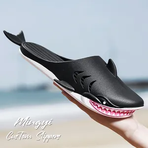 时尚沙滩洞按摩闭趾鞋橡胶定制标志鲨鱼滑拖鞋女男批发