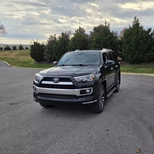Para 4Runner Limited >100000 Millas, SUV con Tracción en las Cuatro Ruedas, Cuero Oscuro, Lado Izquierdo, Rendimiento Superior en Carretera, 2018, Automático, Vehículo Familiar, Primera Mano - Product Image 5