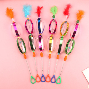 Ensemble de toupies Happy Spin en plastique, jouet éducatif pour enfants de 2 à 4 ans, unisexe, coloré avec décorations en plumes - Product Image 1