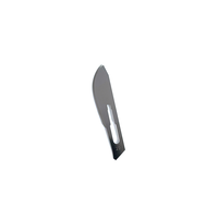# 22 lames chirurgicales en acier au carbone/inox, stériles, jetables, à bord large et incurvé, pour la chirurgie générale et l'orthopédie # 4 poignées