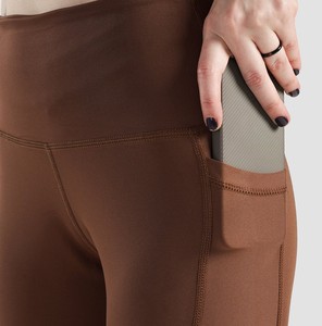 Leggings de yoga taille haute pleine longueur, couleur unie, avec empiècements en maille, en Spandex et Polyester, extensibles dans les quatre sens, taille élastique, surpiqûres contrastées - Product Image 3