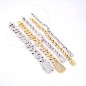 Pulsera Cubana de Plata de Ley 925 Chapada en Oro con Moissanita Brillante Estilo Rómbico para Hombre - Product Image 3