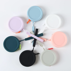 Porte-monnaie rond en silicone avec logo personnalisé, porte-clés, pochette, porte-carte, organisateur d'écouteurs, de câbles de données et de clés USB, OEM disponible - Product Image 6