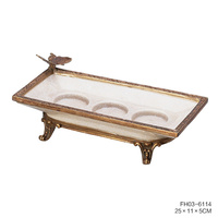 Style Antique européen Base de cloche de pigeon en céramique blanche Candélabre à 5 bras Porcelaine de cuivre vintage Décoration de la maison Bougeoir