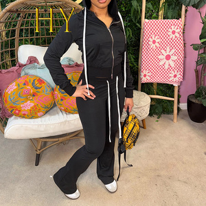 Özel Logo uzun boylu kız dostu eşofman triko Zip Hoodie ceket ve alevlendi pantolon seti Yoga setleri 2 parça Lougwear kadınlar Set - Product Image 2