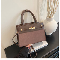 Bolso Pequeño de Hombro con Textura Moderna, Nuevo Bolso de Mano para Mujer con Diseño en Contraste