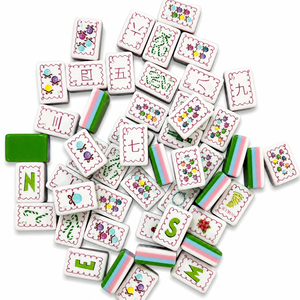 Juego de Mahjong Plegable Moderno al por Mayor, Fichas Acrílicas Verdes de 4 Capas de 1.42 Pulgadas, 160 Piezas, Tema Grinch de Feliz Navidad, OEM Personalizado - Product Image 3