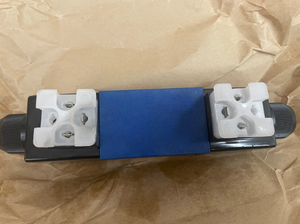 Vanne de commande directionnelle hydraulique 4WE 4WE6 4WE6J6X/EG24BN9K4M 4WE6D61/OFCG24N9K4 4WE10J33/CG24N9K4 4WE6X-L10/A024NS - Product Image 3