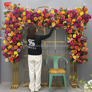 LEDA ของตกแต่งงานแต่งงานคุณภาพสูง ดอกกุหลาบสีชมพูและดอกเบญจมาศสีส้มทำมือ ฉากหลังแขวนประดับดอกไม้ - Product Image 3