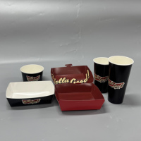 Boîtes en papier de plateau de nourriture à emporter biodégradable noir avec logo personnalisé 4c impression plateau de bateau en papier de qualité alimentaire