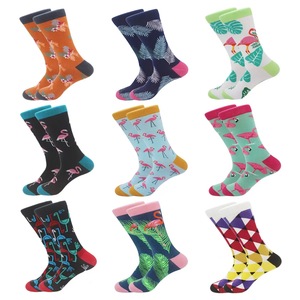 Calcetines de Algodón Unisex al por Mayor, Novedad de Invierno 2026, Coloridos con Diseño de Flamencos, para Uso Diario Informal, para Hombre <span class=keywords><strong>y</strong></span> Mujer - Product Image 1